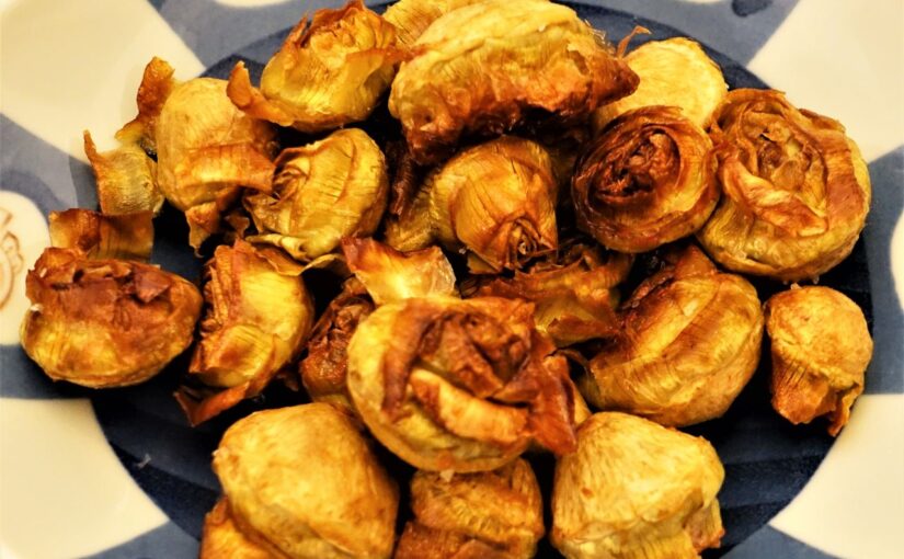Botões de Alcachofras Fritas